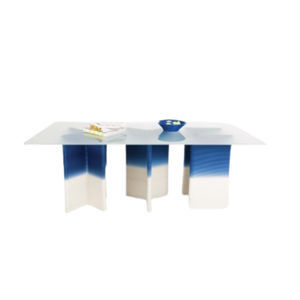 table contemporaine