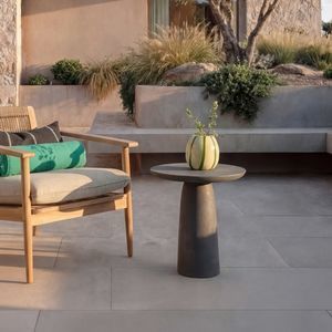 table d'appoint design minimaliste