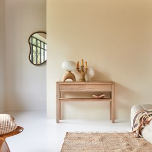 console contemporaine