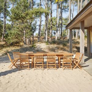 ensemble table et chaises contemporain