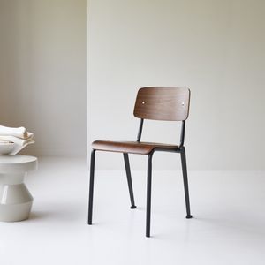 chaise de style industriel