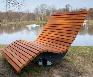 chaise longue contemporaine