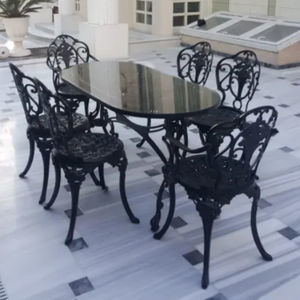 table contemporaine