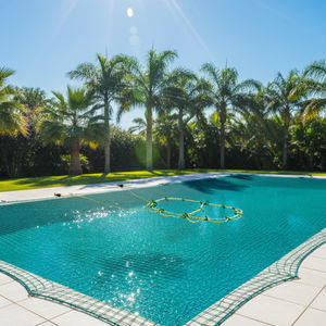 couverture de piscine à lattes 1