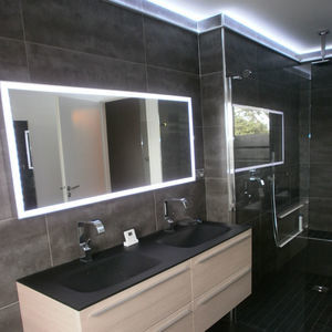 miroir de salle de bain lumineux (LED)