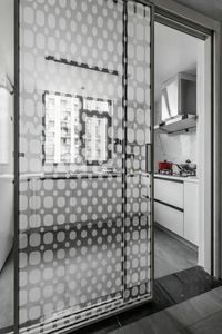 panneau en verre avec sablage