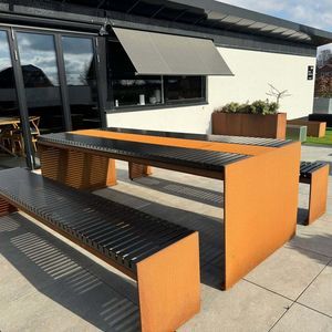 ensemble table et bancs contemporain