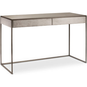 bureau sur pied