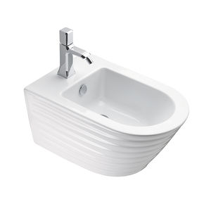 bidet suspendu