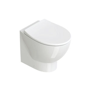 WC près du mur