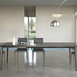 table contemporaine 1
