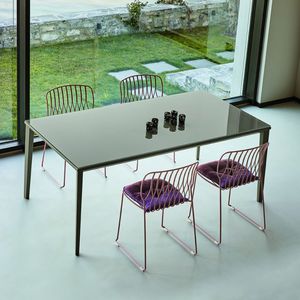 table contemporaine