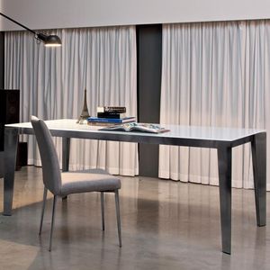 table contemporaine