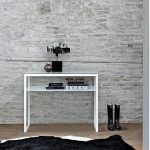 console contemporaine 1