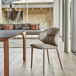 chaise de salle à manger contemporaine