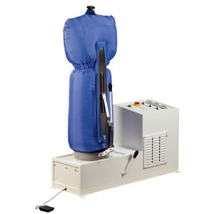 mannequin de repassage pour vêtements