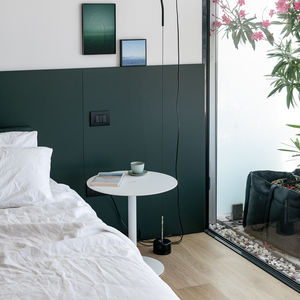 table d'appoint contemporaine