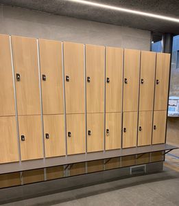 casier vestiaire en HPL 1