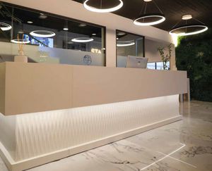 banque d'accueil d'angle