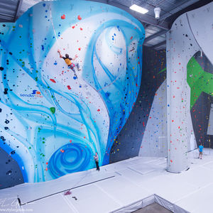 mur d'escalade fixe