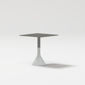 table contemporaine