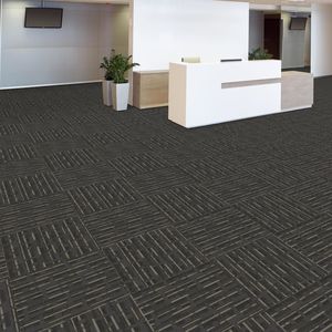 moquette en dalles 1