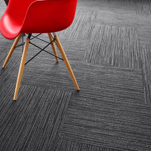 moquette en dalles 1