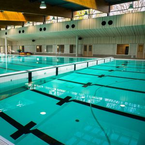 mur mobile pour piscine pivotant