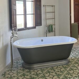 baignoire ovale 1