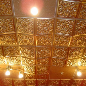 faux-plafond en PVC 1