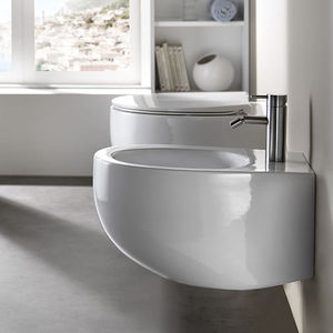 bidet suspendu