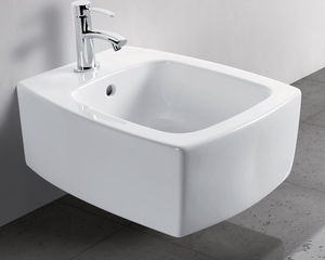 bidet suspendu