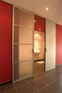 porte de dressing en aluminium