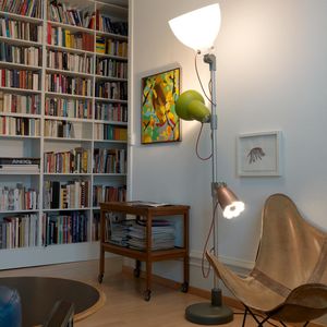 lampe sur pied / contemporaine / en aluminium / dimmable