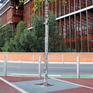 grille d'arbre carrée