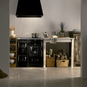 cuisinière à bois / en fonte