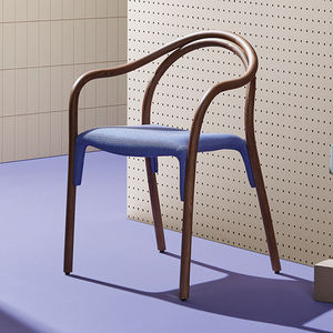 chaise contemporaine