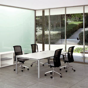table de réunion contemporaine