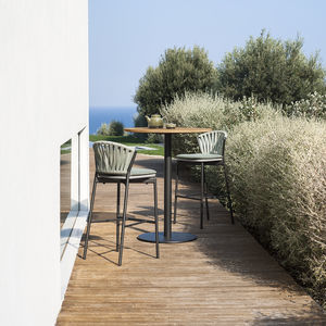 table mange-debout contemporaine
