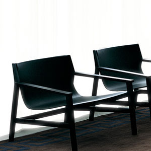 chauffeuse contemporaine / en noyer / par Piero Lissoni