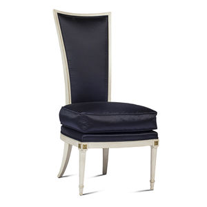 chaise de style Louis XVI