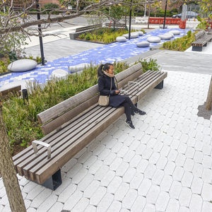 banc public contemporain