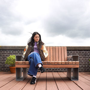 banc public en plastique recyclé