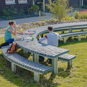 table de pique-nique moderne