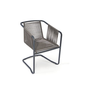 chaise de jardin contemporaine