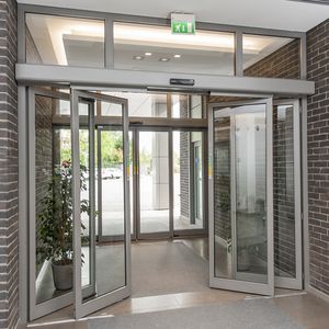 porte d'entrée 1