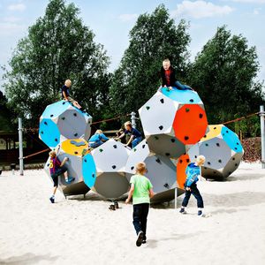 grimpeur pour aire de jeux
