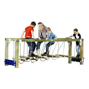 pont pour aire de jeux