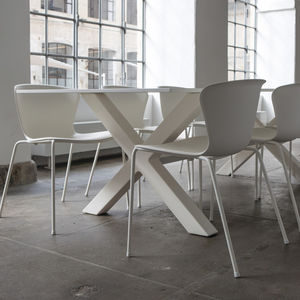 chaise contemporaine