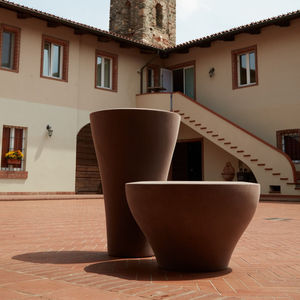 jardinière en polyéthylène basse densité (PEBD)